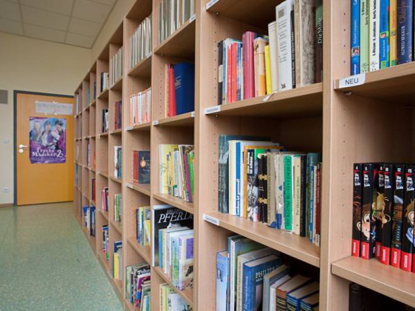 Bibliothek - Grundschule Pädagogium Schwerin Bibliothek - Grundschule Pädagogium Schwerin